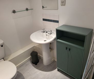 Studio Flat, Lincoln Place, M1 - Photo 6