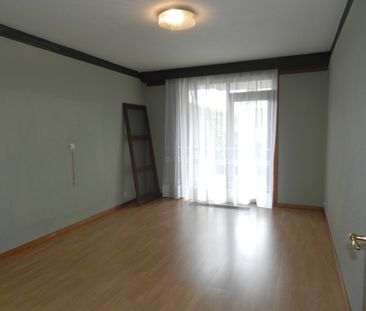 Ruim éénslaapkamer-appartement te huur in Ieper met terras - Photo 4