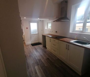 Farrar Road, Bangor, Gwynedd, LL57 - Photo 6