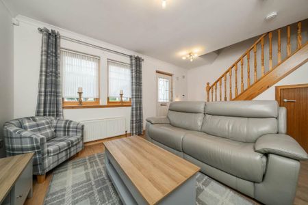 2 bedroom terraced house to rent - Photo 2