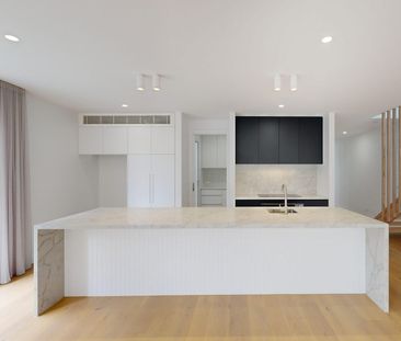 4 Bedroom Wonder! - Photo 4