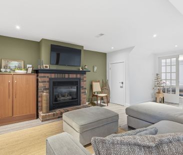 For Lease - 2112 Amesbury Crescent Unit# LOWER, Burlington, Ontario - Photo 1