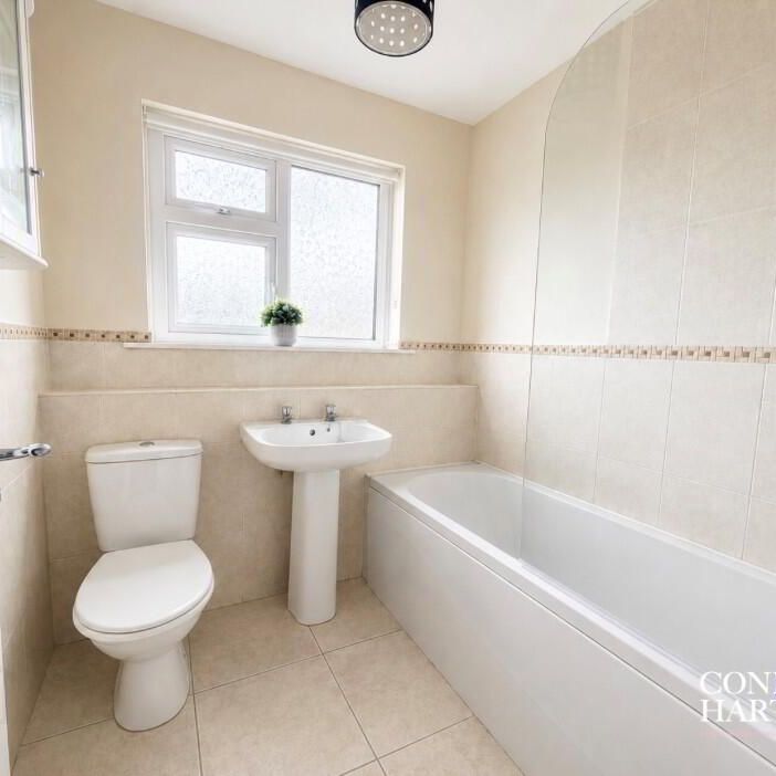 19 Collingwood Avenue, Lurgan, BT66 8HN - Photo 1