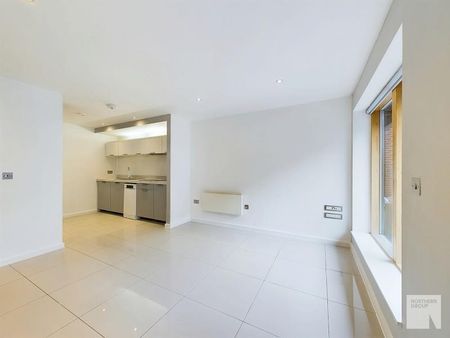 2 bedroom apartment to rent - Photo 2