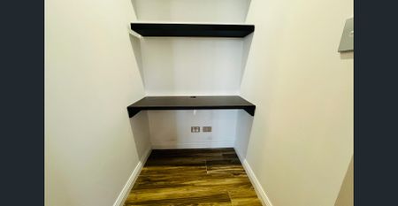 Luxury Apartment in a Dream Location - Photo 4