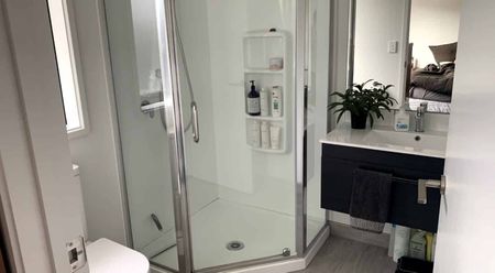 Modern Home - Photo 4