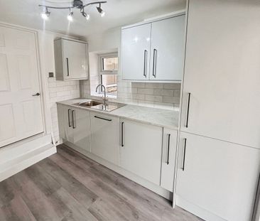 Salisbury Road, BARRY - Photo 6