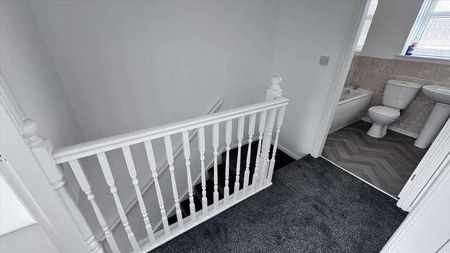 Thursby Drive, Kirkby, L32 - Photo 3