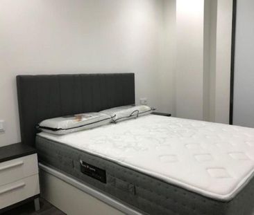 Apartamento de alquiler en Doutor Marañon, Casco Viejo - Photo 5