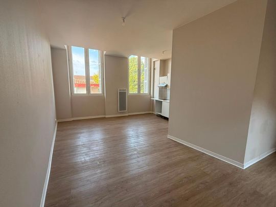 Location Appartement 3 pièces 57m² MONT DE MARSAN 40000 - Photo 1
