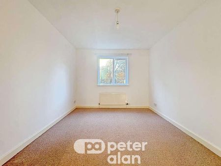 Celyn Avenue, Cyncoed, Cardiff, CF23 - Photo 3