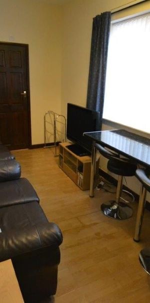 Room in a Shared House, Lytham Road, LE2 - Photo 1