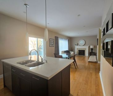 For Lease - 54 Farnham Drive, Richmond Hill, Ontario - Photo 1