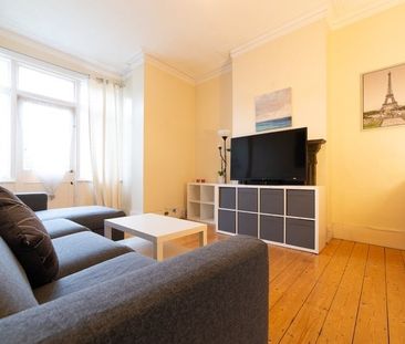 Room in a Shared House, Northfields Station, W13 - Photo 1