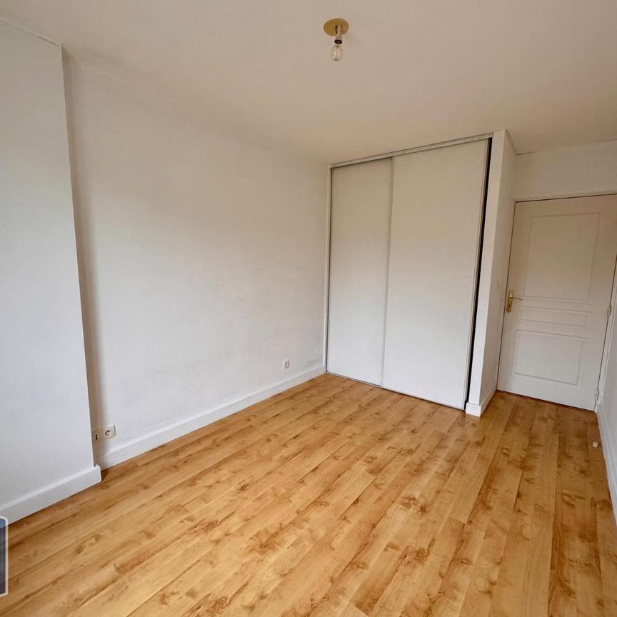 Location Appartement 2 pièces 43m² ST CYR SUR LOIRE 37540 - Photo 1