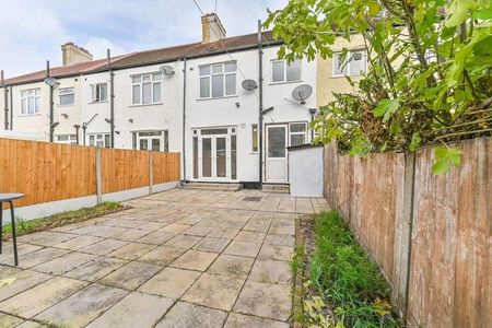 Hatch Road, Norbury, SW16 - Photo 4