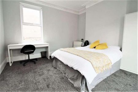 Wingrove Avenue, Newcastle Upon Tyne, NE4 - Photo 4