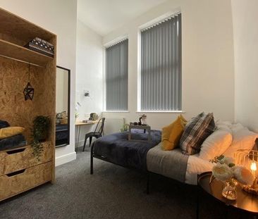 3 bedroom flat to rent - Photo 6