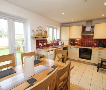 4 bedroom terraced house to rent - Photo 6