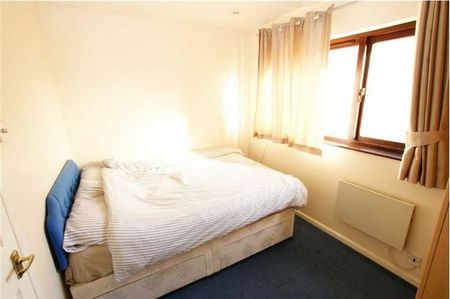 1 Bed Flat, Castle Court, SE26 - Photo 3