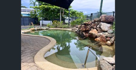 Modern Coastal Living in the Heart of Yorkeys Knob - Photo 5