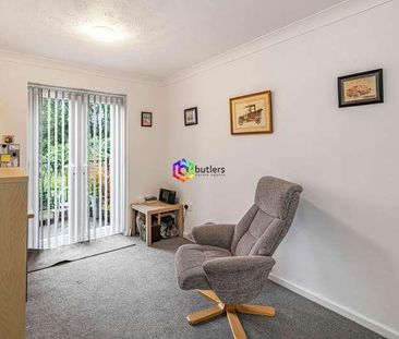 Cleeve Hill Gardens, Waterthorpe, S20 - Photo 3