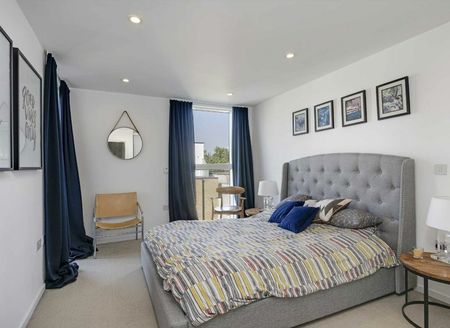 Dance Square - Photo 4