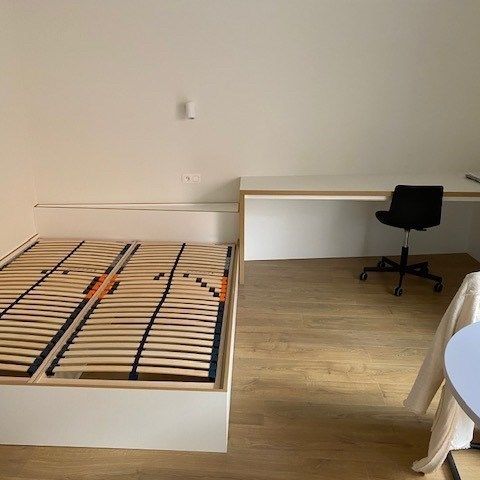 Beautiful, furnished studio! - Photo 1