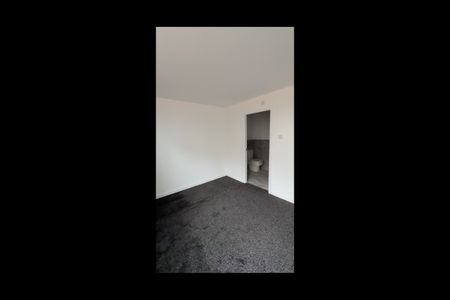 Room in a Shared House, Brendon Avenue, M40 - Photo 3