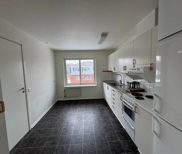 Kungsvägen 106 A – 2 rok (1303) - Photo 2