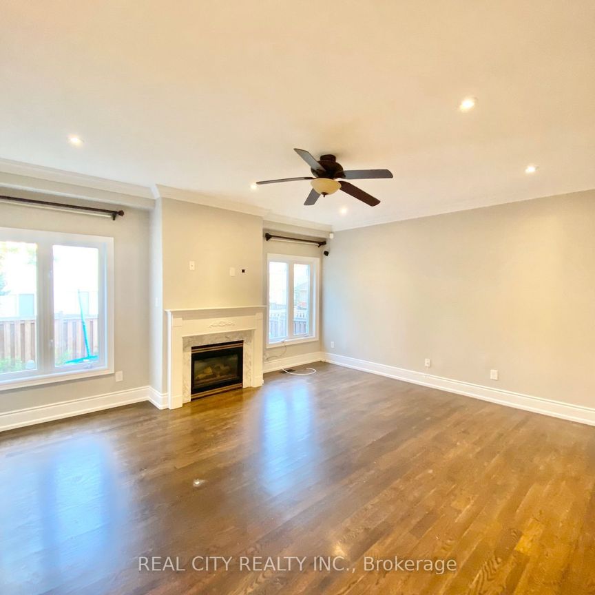 For Lease - 830 Old Derry Road, Mississauga, Ontario - Photo 1