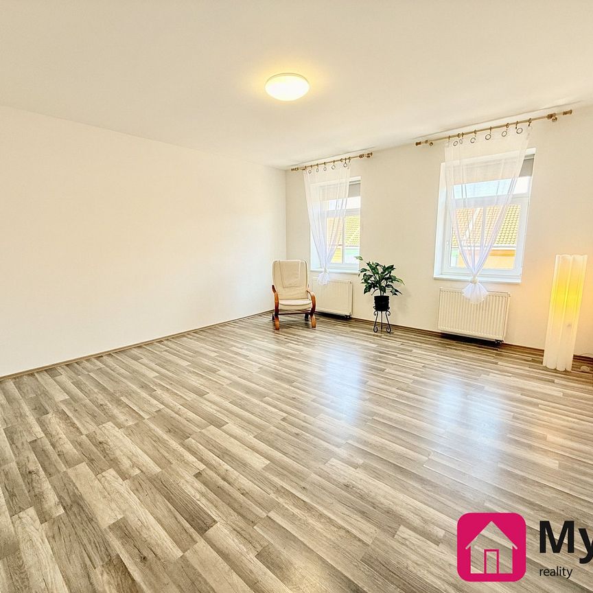 Pronájem bytu 2+1 55 m² - Fotografie 1