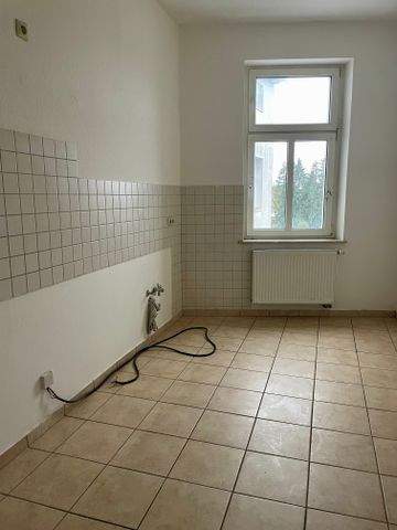 Geräumige 4-Raumwohnung mit Erker in Bahnhofsnähe - Foto 5