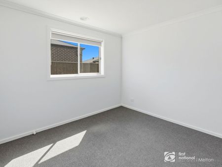 Spacious & Low-Maintenance Family Living - Photo 5