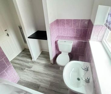 2 bedroom terraced house to rent - Photo 6