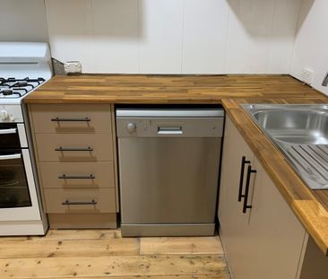 Family Home in a Convenient Location - Photo 3