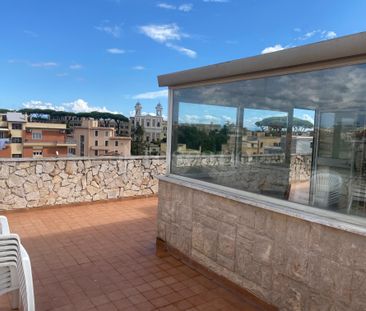 Casa a Roma in Via dell'acqua Paola 52 - Photo 1