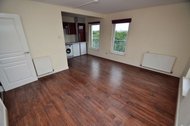 2 Bed Flat, St. Andrews Close, G41 - Photo 1