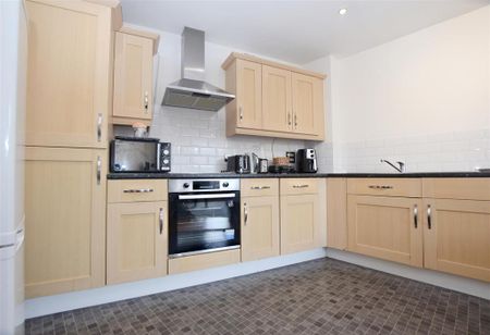 2 bedroom apartment to rent - Photo 2