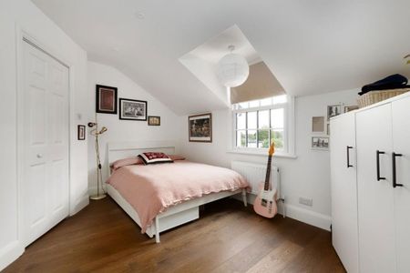 2 bedroom semi-detached house to rent - Photo 3