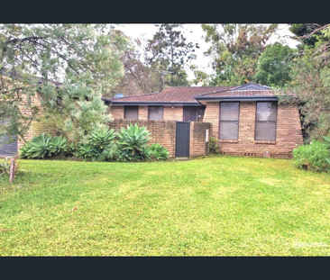 Neat & Tidy Three Bedroom Home in a Quiet Street Location... - Photo 5