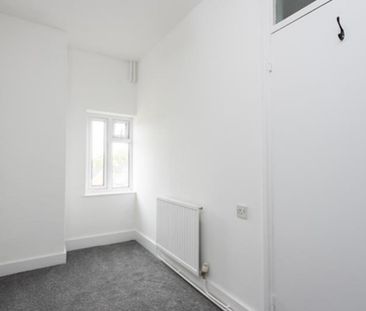 3 bed Terraced - To Let - Photo 1