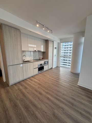 For Lease - 8 Interchange Way Unit# 5002, Vaughan, Ontario - Photo 4