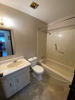 Hillcrest Bachelor - Photo 5