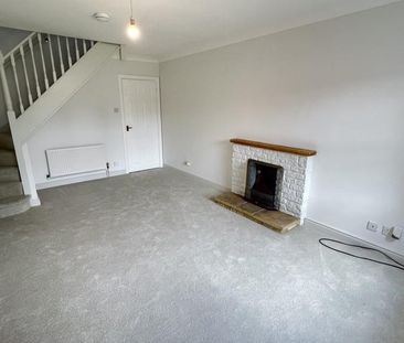 2 bedroom semi-detached house to rent - Photo 3