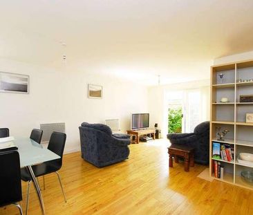 Primrose Place, Isleworth, TW7 - Photo 1