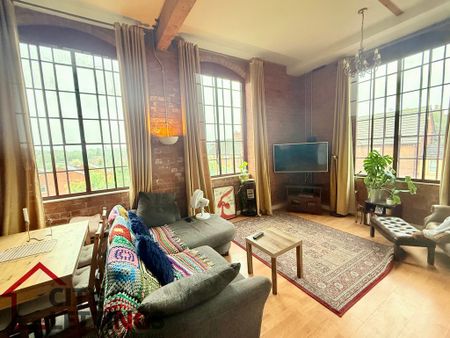 2 Bedroom Apartment - Photo 3