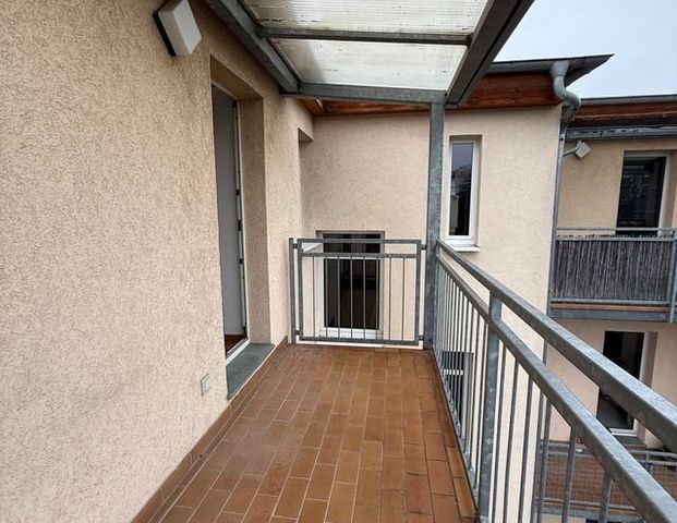 2 Raum Dachgeschoss Wohnung in Gera mit Balkon zu vermieten - Photo 1