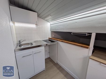 Location Appartement 1 pièce 26m² BORDEAUX 33000 - Photo 2