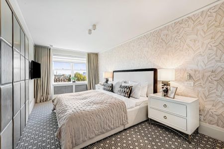 4 bedroom flat to rent - Photo 2